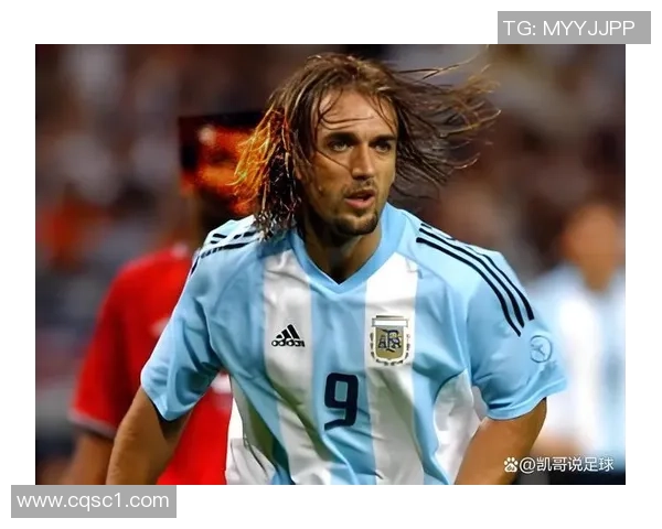 足球队中最耀眼的三号球星实力解析 谁能超越成为传奇领袖