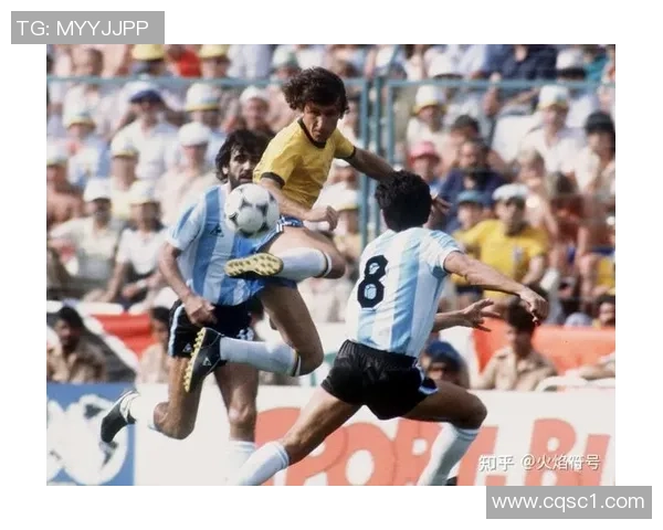 足球史上因射门力道太猛而踢破网的传奇球星揭秘 足球史上因射门力道太猛而踢破网的传奇球星揭秘